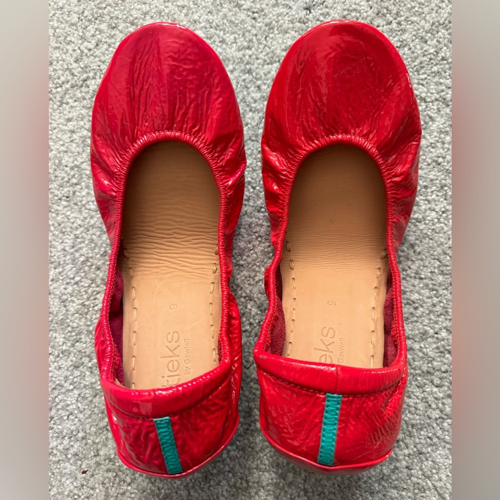 Tieks Razzleberry Size 9 New w/ Box